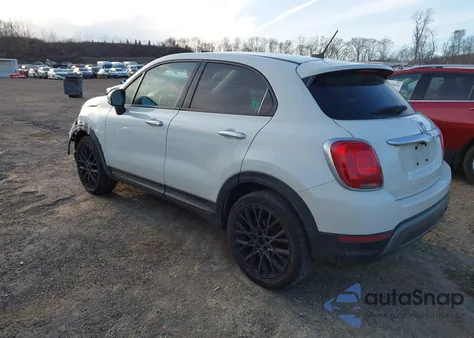 2016 Fiat 500X Trekking из США, поврежденный, VIN ZFBCFYCT4GP496778